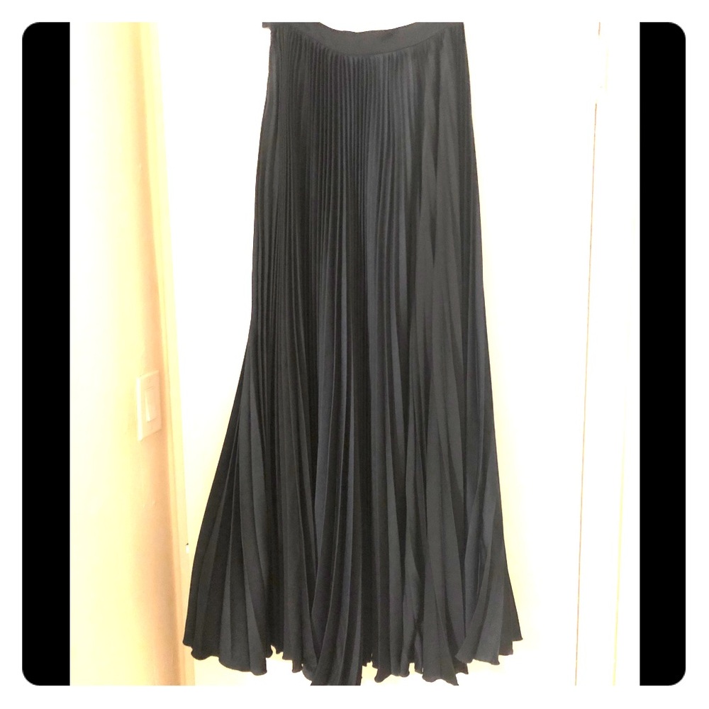 Satin pleated maxi